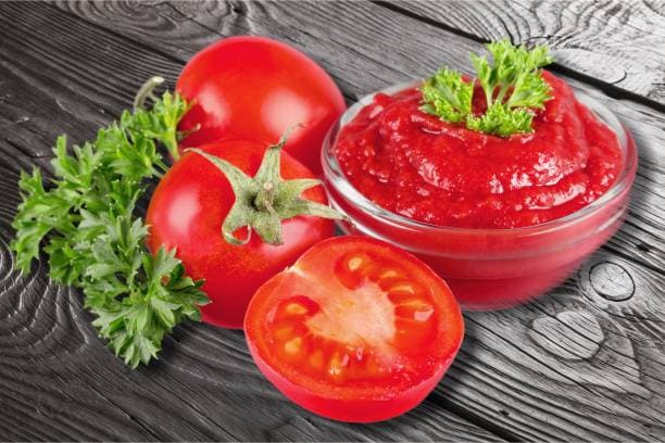 تصویر 1 از رب گوجه‌ فرنگی شهدین تهیه‌ شده از گوجه‌ های رسیده فصل